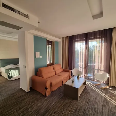 On Plonge Junior Hotel